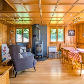 Repos en montagne, Chalet au vert, vue et terrasse