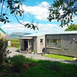 Innisfreedom cabin, Hotel in Sligo