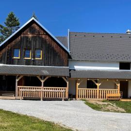 Els-kwatawa Ranch Cowboy Cabin, hotel in Reith