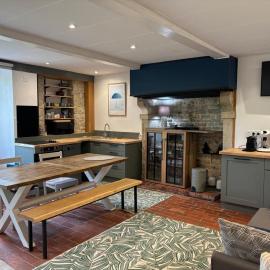 Comfortable house for 4 guests in Saint-Côme-du-Mont