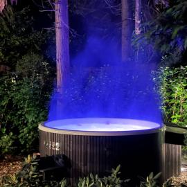 Heeren van Norg - het Boshuisje met Jacuzzi & Panorama Sauna, hotel u gradu 'Norg'