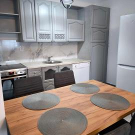 Stan na dan - apartman Lara