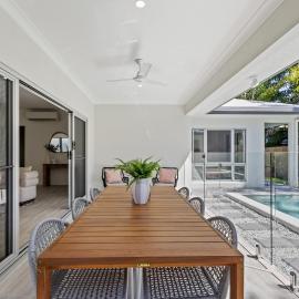 St Crispins Villa 3 with private heated pool, ξενοδοχείο στο Πορτ Ντάγκλας