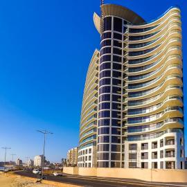 402 Ocean View, hotel in Strand