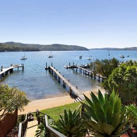 Island Paradise - Private Waterfront Retreat