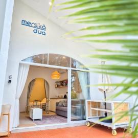 Mersika Dua - Beachfront Villa 2BR Near To Mersing Jetty Town, hótel í Mersing
