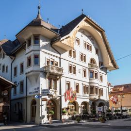 Gstaad में, होटल Hotel Landhaus
