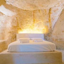 Grotta Del Tufo