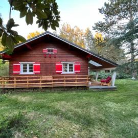 Le chalet du parc، فندق في Baulne