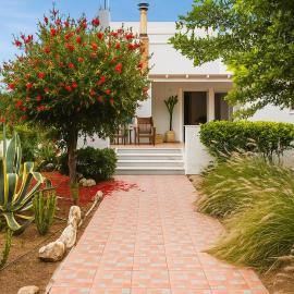 Villa Mia - Peaceful Oasis in Ierapetra Crete、Vaïniáのホテル