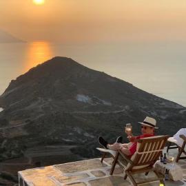 18th Century Traditional Sunset House - Castrum Traditional Suites
