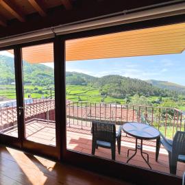 Casa de Labrujó - Vista Panorâmica e Tranquilidade, hotel i Ponte de Lima