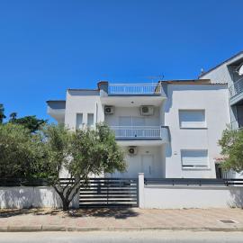 Nias Apartments 102