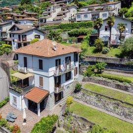 Wisteria Rooms on Lake Como