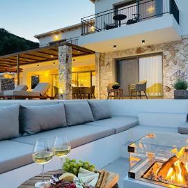Calliste Villa, hotel sa Évyiros