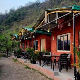Heart Beat Resort, hotel in Shivpuri