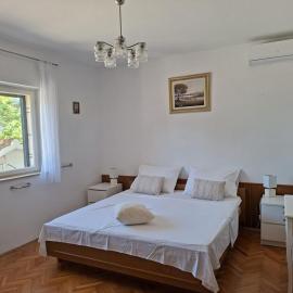 Giovanna - spacious lovely apartment, hotel v Supetare