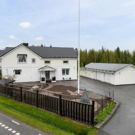 Guestly Homes - 3BR Spacious Coastal Stay, ξενοδοχείο σε Luleå