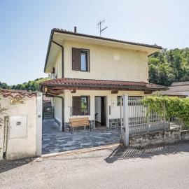 Apartment Lake It Easy by Interhome, hotel a Castelveccana