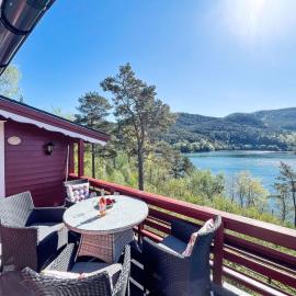 Holiday Home Tussebu by Interhome, hotelli kohteessa Gripne