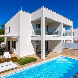 Villa Insula, hotel in Linardići