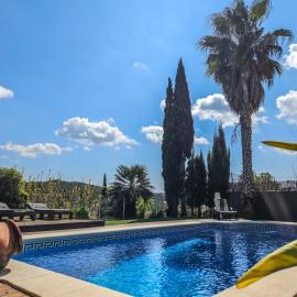 Villa Barcelona Experience Penedes Sitges Bliss with Private Pool, hotel v mestu Can Trabal