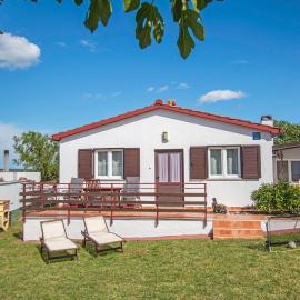 Holiday home Edo, hotel u Puli