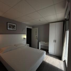 Hostal B and B Benidorm, hotel in Benidorm