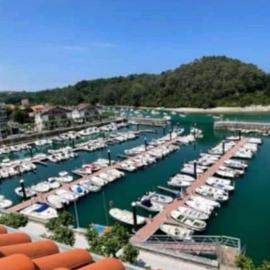 Dúplex Plentzia puerto con vistas al mar, khách sạn ở Plentzia