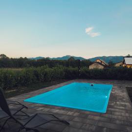 Kuća za odmor Anera, hotel in Gospić