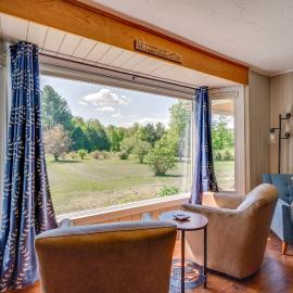 Peaceful & Private Franconia Home by Cannon!, hotel in Franconia
