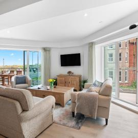 Luxury Apartment very close to Tolcarne Beach