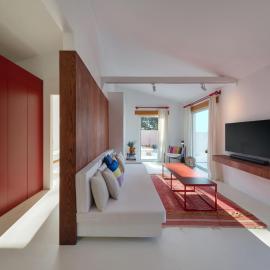 73 Yalikavak, Contemporary version of an old village house