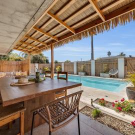 Bellvilla - Kingfisher 5 Bd Suite