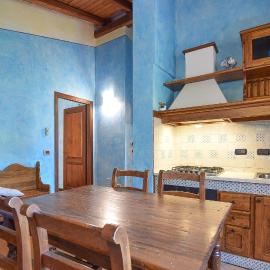 Nice Apartment In Casal Velino With Swimming Pool، فندق في كاسال فيلينو