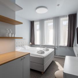 Roze Park Rooms, hótel í Liepāja