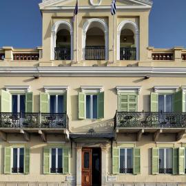 Syrou Melathron, hotel in Ermoupoli