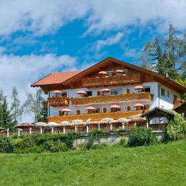 Hotel Rastlhof, hotell i Schenna
