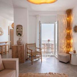 Pounta, 2BR Apartment w Shared Pool, Fiora II, hotel en Pounda