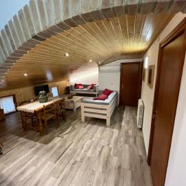 Castelserás apartamento rural, מלון בCastelserás