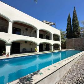 Tranquil Studio Suite with Outdoor Pool