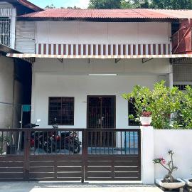 Wenya Elegant Homestay 大丸文雅名宿, Hotel in Pulau Pangkor