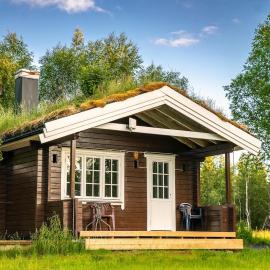Fullt utstyrt koselig hytte i vakre, private omgivelser, hotel em Ånes