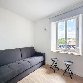 Les chambres de Coudes N4,clim, proche A75，Coudes的飯店