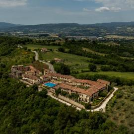 Casa Marlèn - Medieval Borgo & pool - ItalyWeGo – hotel w mieście Collazzone