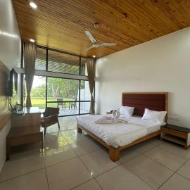 Bansari Greens Resort, viešbutis mieste Gandhinagaras