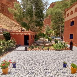 Berbère De La Montagne Hotel Dades, хотел в Imdiazene