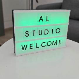 Al Studio, hotel en Sînpetru