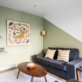 Large Quiet House, in the city center, hotel a Lilla