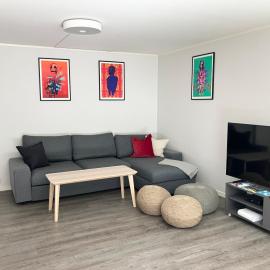 3BR Penthouse in city center with free parking